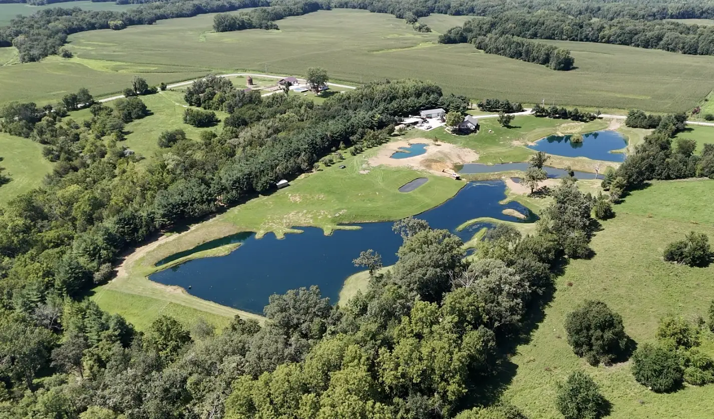 Home and Acreage for Sale in Knox Co Illinois with Several Lakes